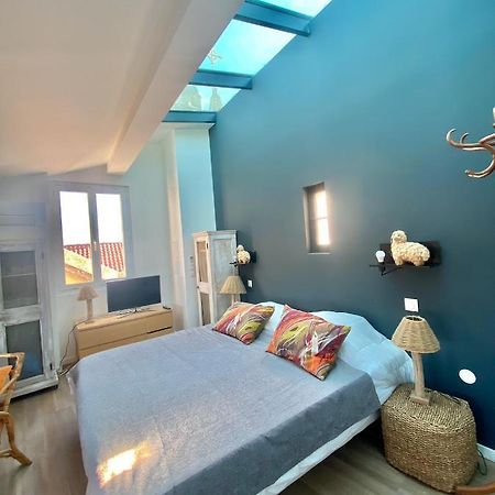 Les Nuits Etoilees, Studio Terrasse Apercu Mer, Tres Lumineux, Ac, 100M Du Port Sanary 외부 사진