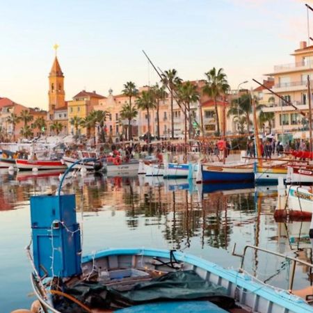 Les Nuits Etoilees, Studio Terrasse Apercu Mer, Tres Lumineux, Ac, 100M Du Port Sanary 외부 사진